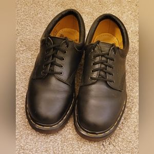 Dr. Marten Women's Black Shoes Size 9